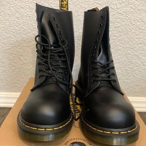Dr. Martens 1919 Brand New